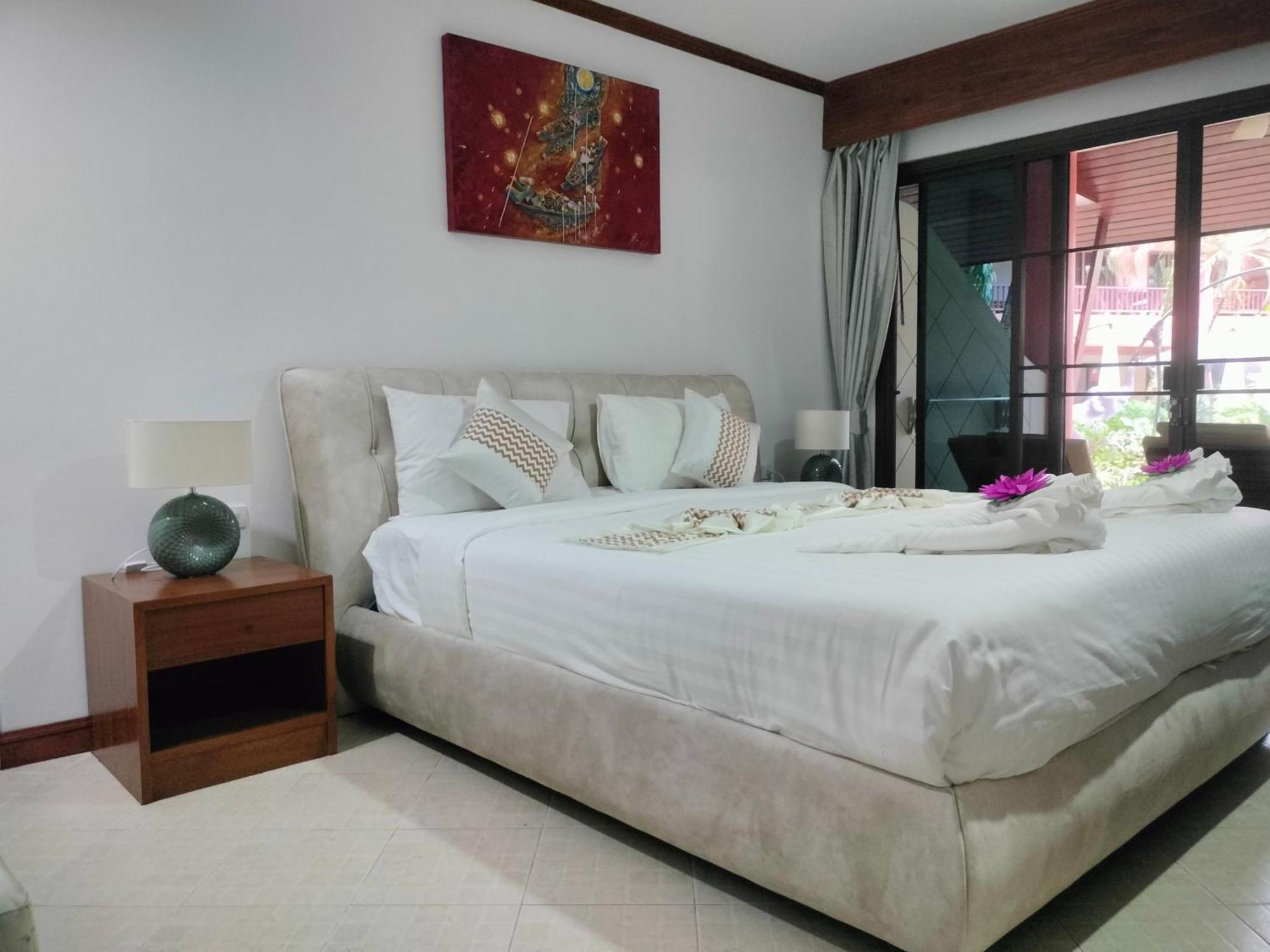 Sai Rougn Apartment Patong Eksteriør bilde