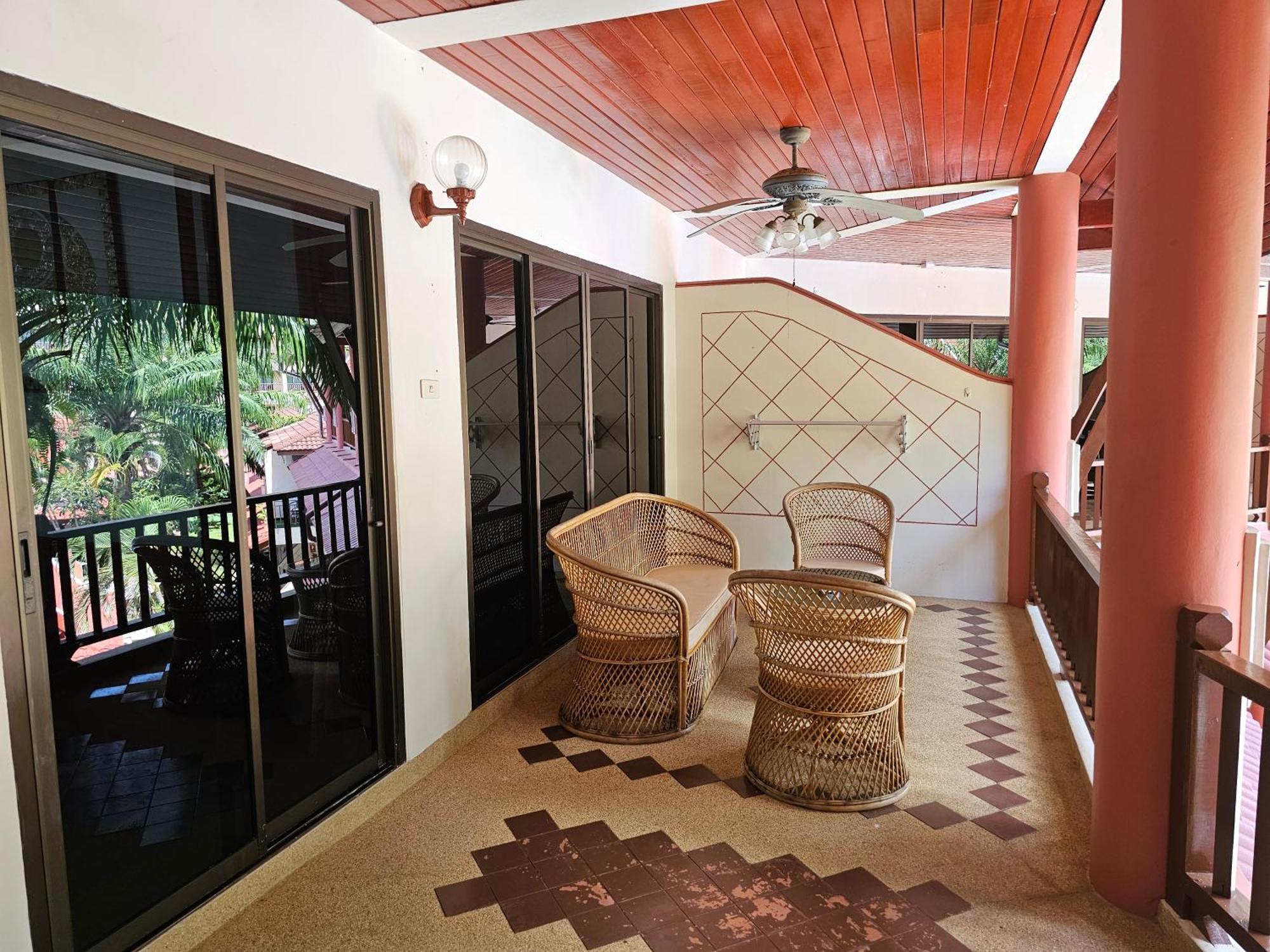 Sai Rougn Apartment Patong Eksteriør bilde