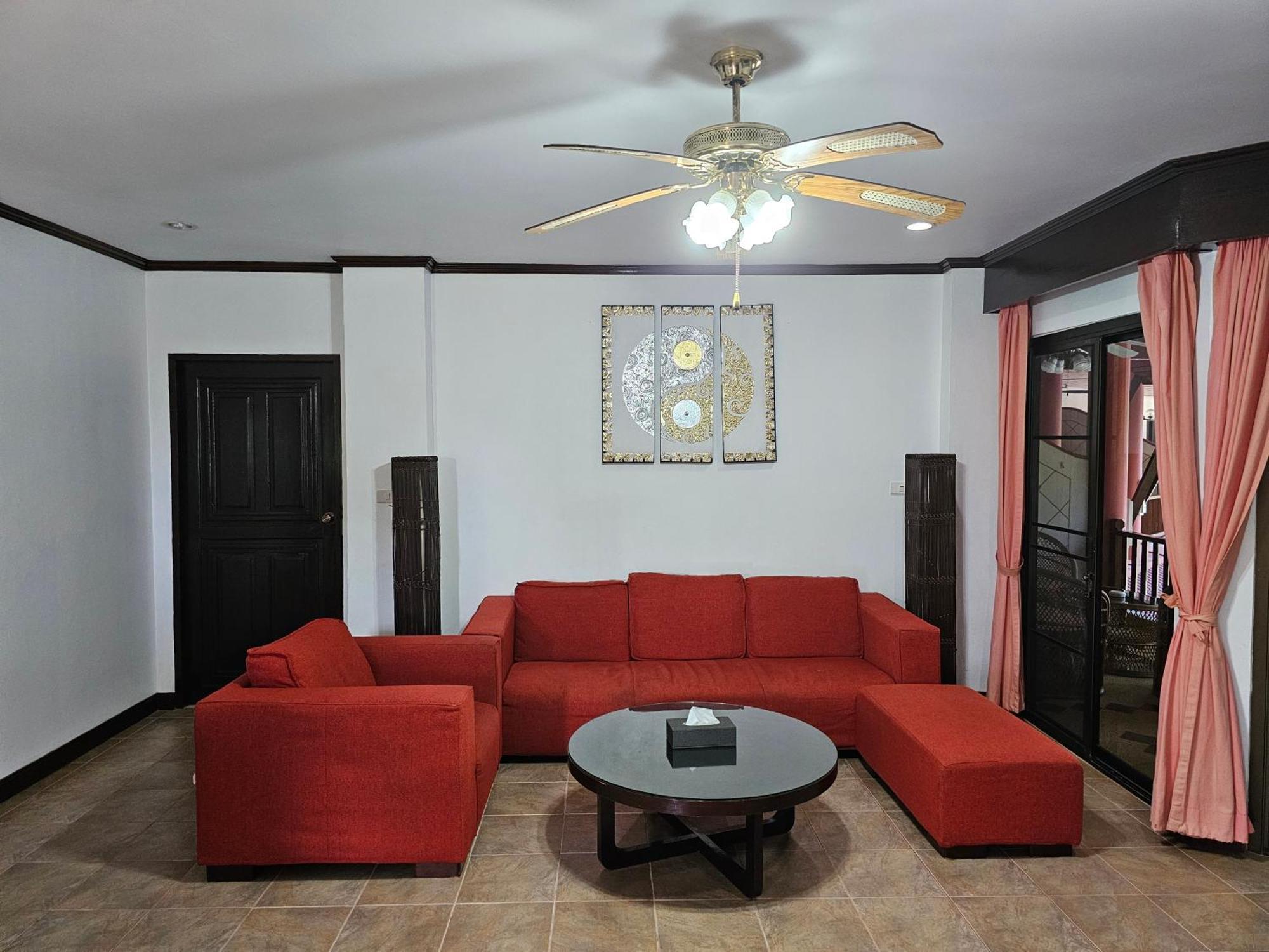 Sai Rougn Apartment Patong Eksteriør bilde