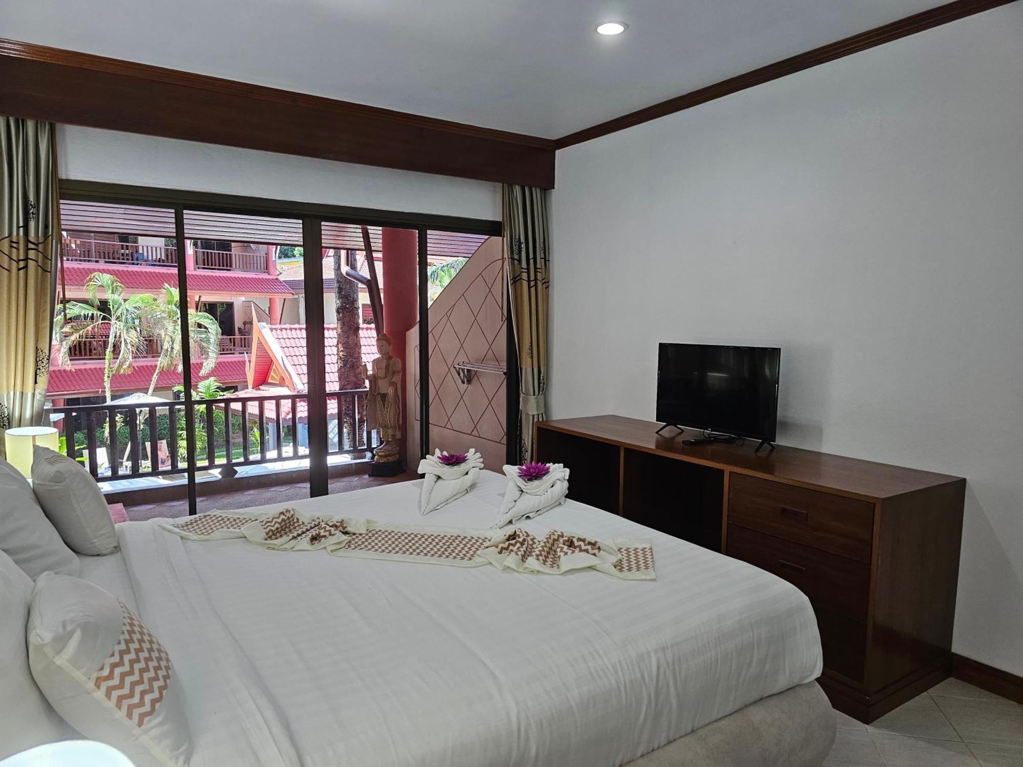 Sai Rougn Apartment Patong Eksteriør bilde