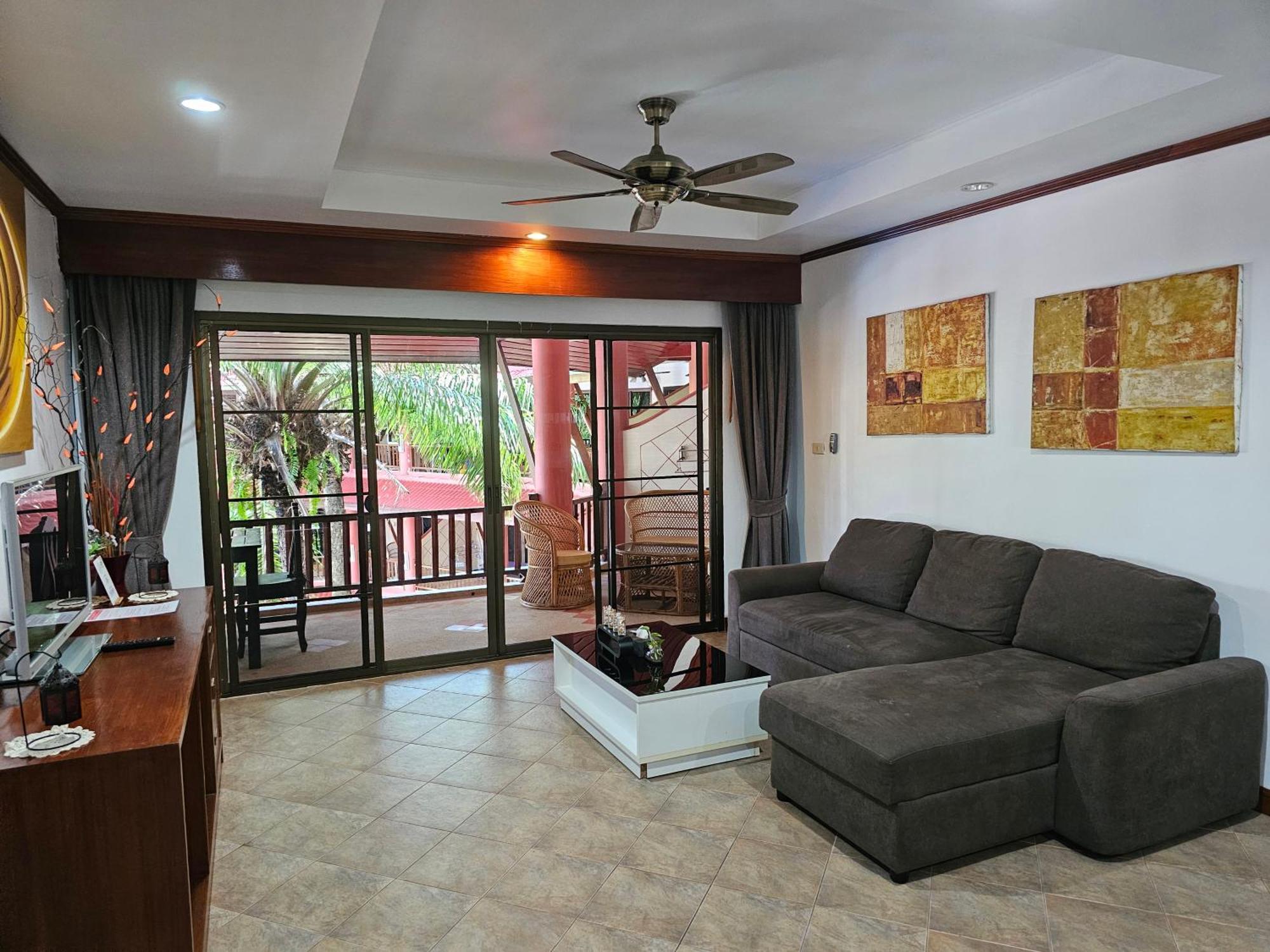 Sai Rougn Apartment Patong Eksteriør bilde