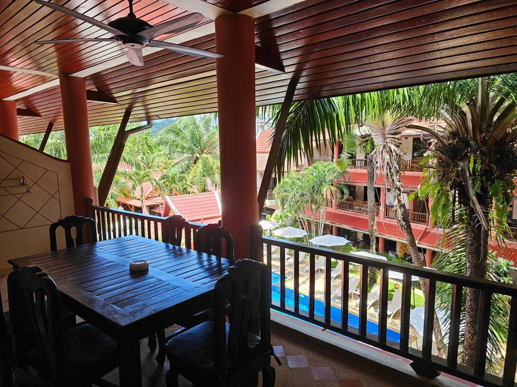 Sai Rougn Apartment Patong Eksteriør bilde