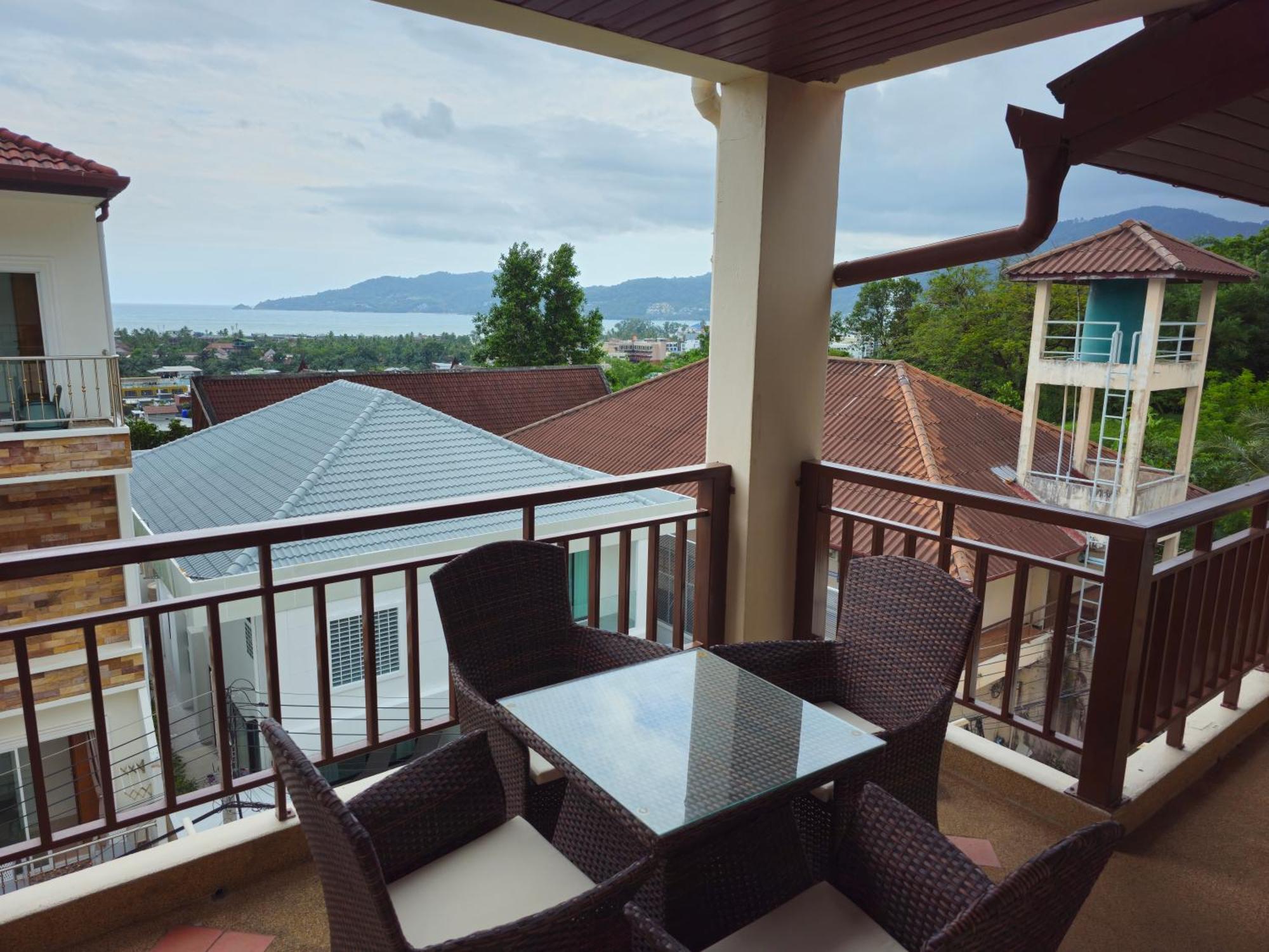 Sai Rougn Apartment Patong Eksteriør bilde